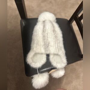 Fur Hat World Fur hat with pom poms